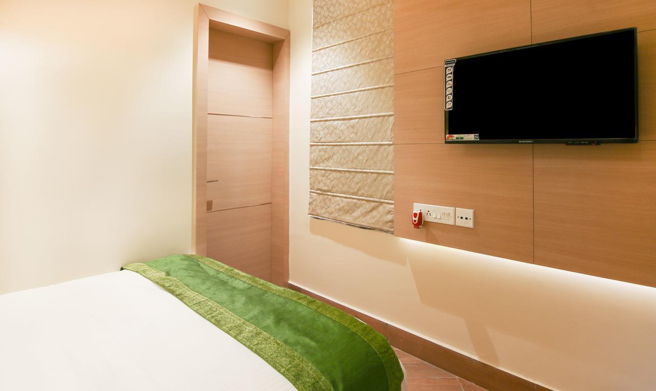 Treebo Trend Hoops Hotel Calcutta Buitenkant foto