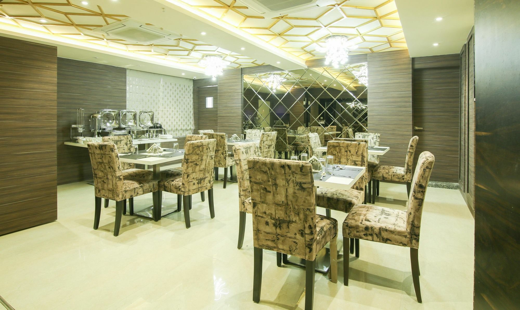 Treebo Trend Hoops Hotel Calcutta Buitenkant foto