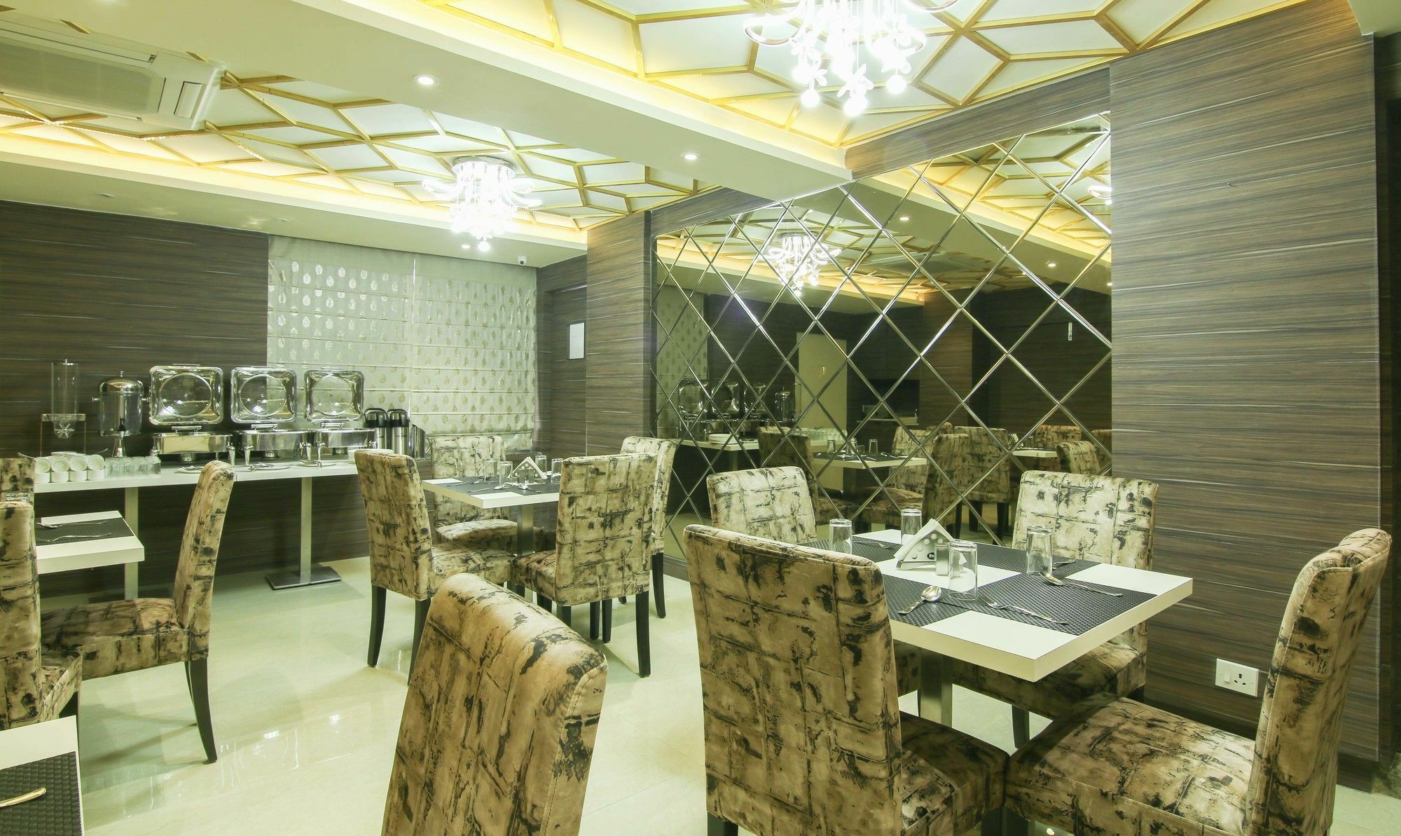 Treebo Trend Hoops Hotel Calcutta Buitenkant foto
